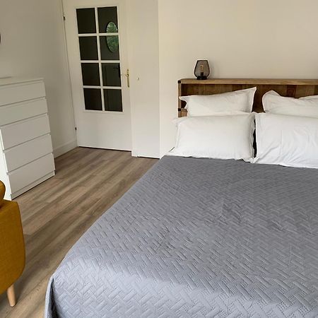 Beautiful Studio Located South Of Paris Bourg-la-Reine Pokoj fotografie