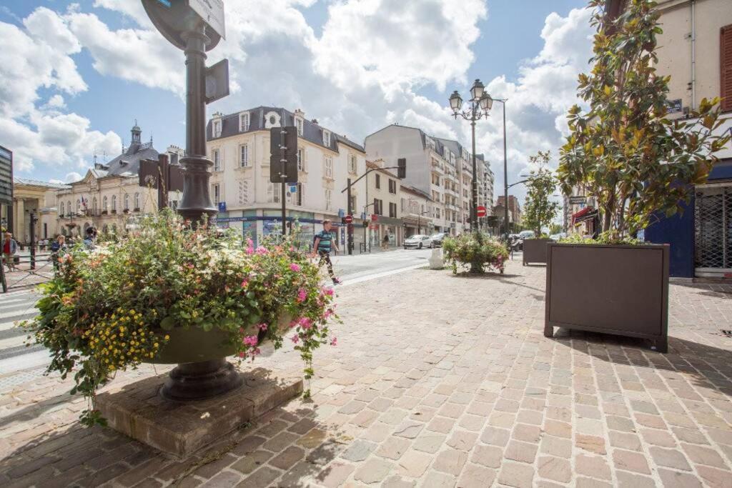 Beautiful Studio Located South Of Paris Bourg-la-Reine Exteriér fotografie